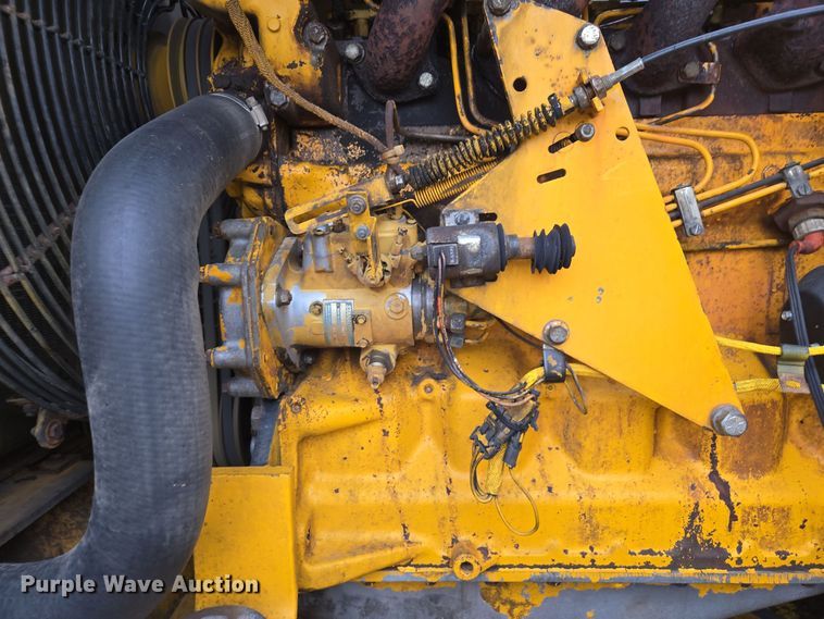 image for item DX1602 John Deere 690D excavator