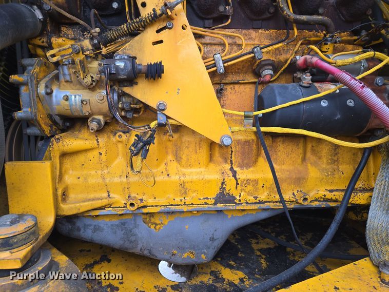 image for item DX1602 John Deere 690D excavator