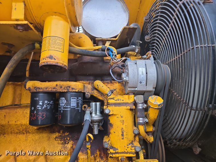 image for item DX1602 John Deere 690D excavator