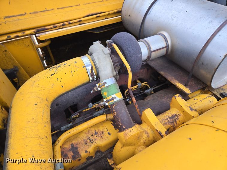 image for item DX1602 John Deere 690D excavator