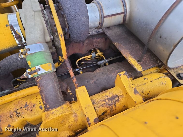 image for item DX1602 John Deere 690D excavator