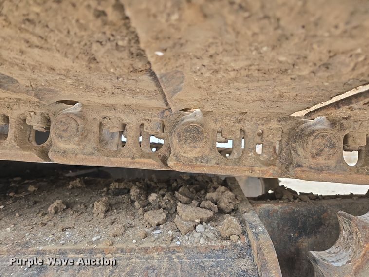 image for item DX1602 John Deere 690D excavator