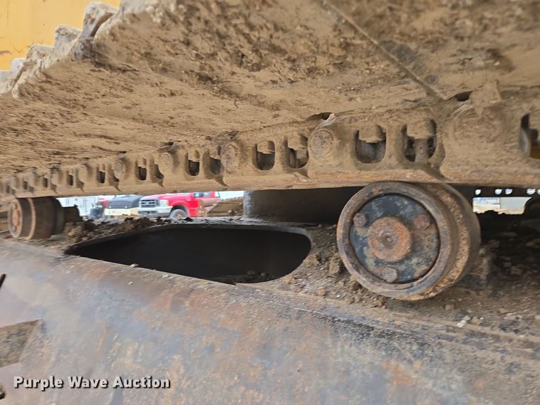 image for item DX1602 John Deere 690D excavator