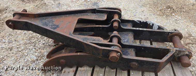 image for item DX1602 John Deere 690D excavator