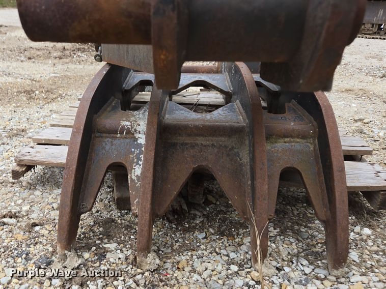 image for item DX1602 John Deere 690D excavator