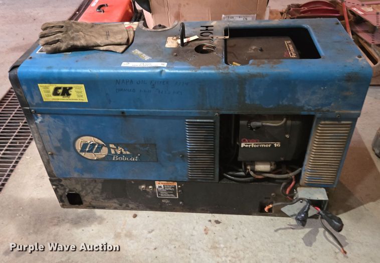 image for item DX1604 Miller Bobcat 225 welder/generator