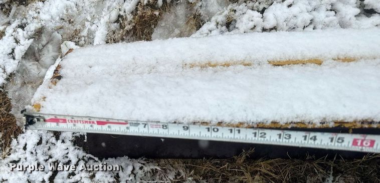 image for item DX3764 8' W mold board