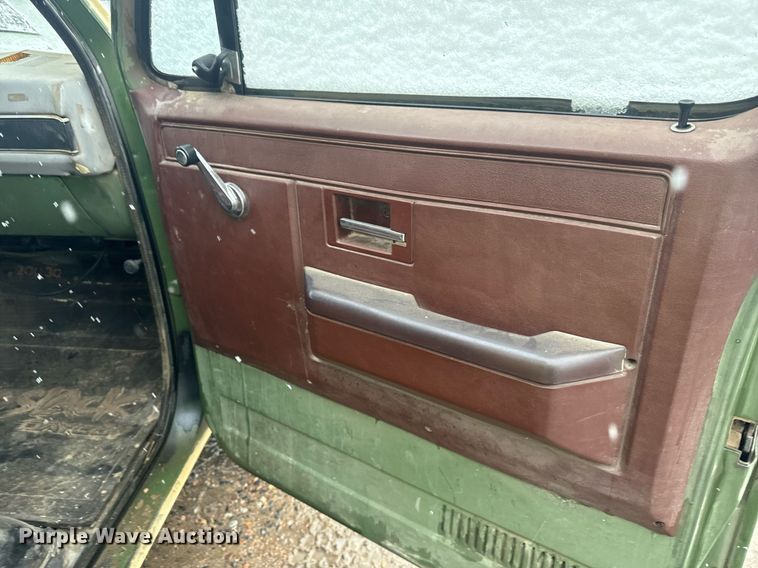 image for item DX3766 1984 Chevrolet D30 Military Postal Unit box truck