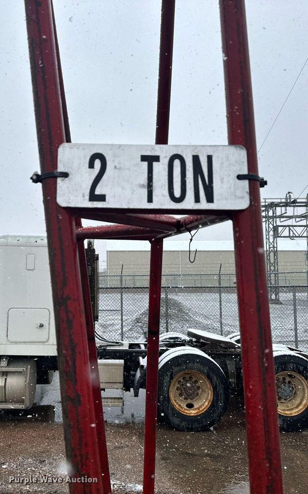 image for item DX3767 A-frame hoist