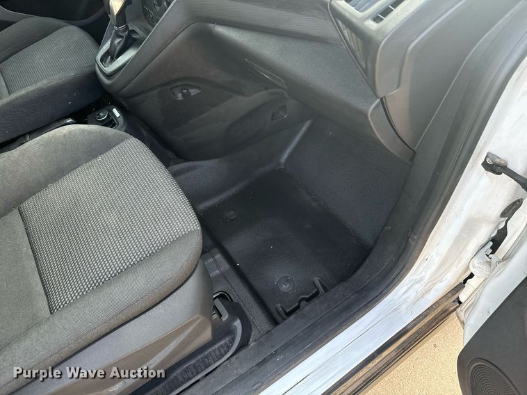 image for item DX3768 2018 Ford Transit Connect van