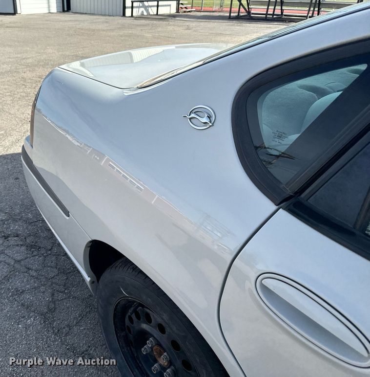 image for item DX3829 2004 Chevrolet Impala 