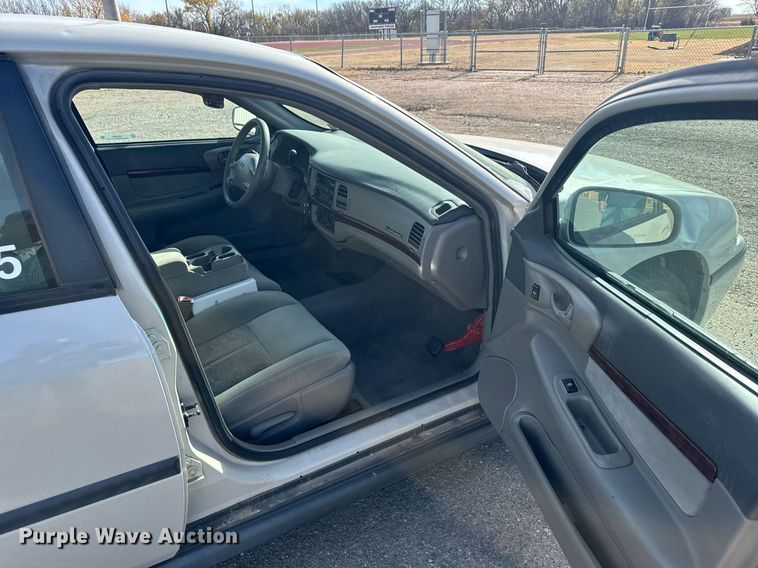 image for item DX3829 2004 Chevrolet Impala 