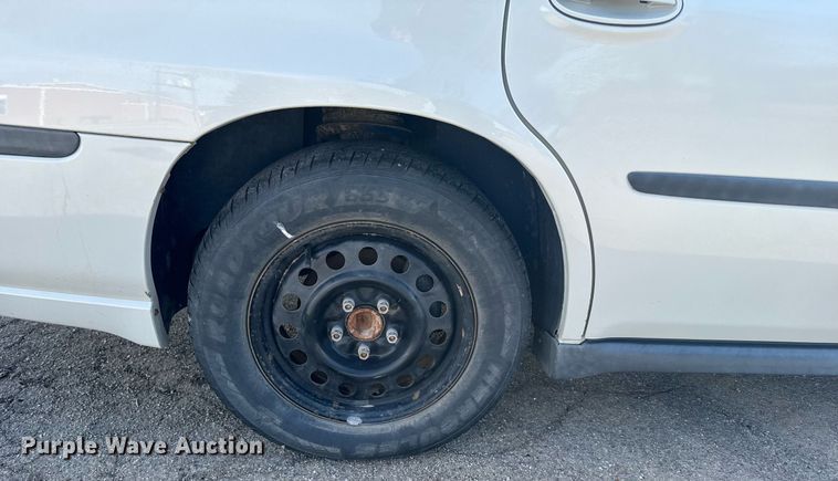 image for item DX3829 2004 Chevrolet Impala 