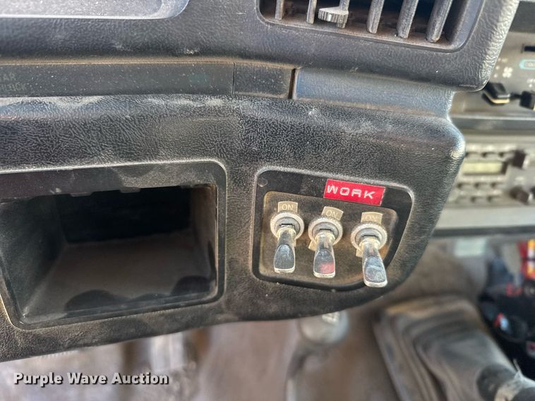 image for item DX3838 1988 Ford F350 brush fire truck