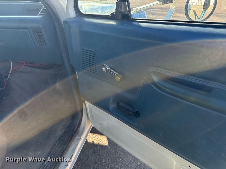 image for item DX3838 1988 Ford F350 brush fire truck