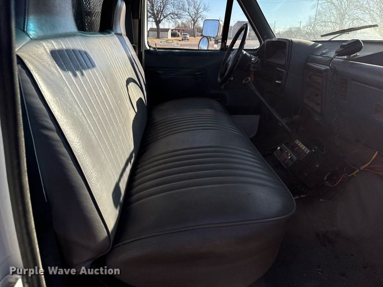 image for item DX3838 1988 Ford F350 brush fire truck