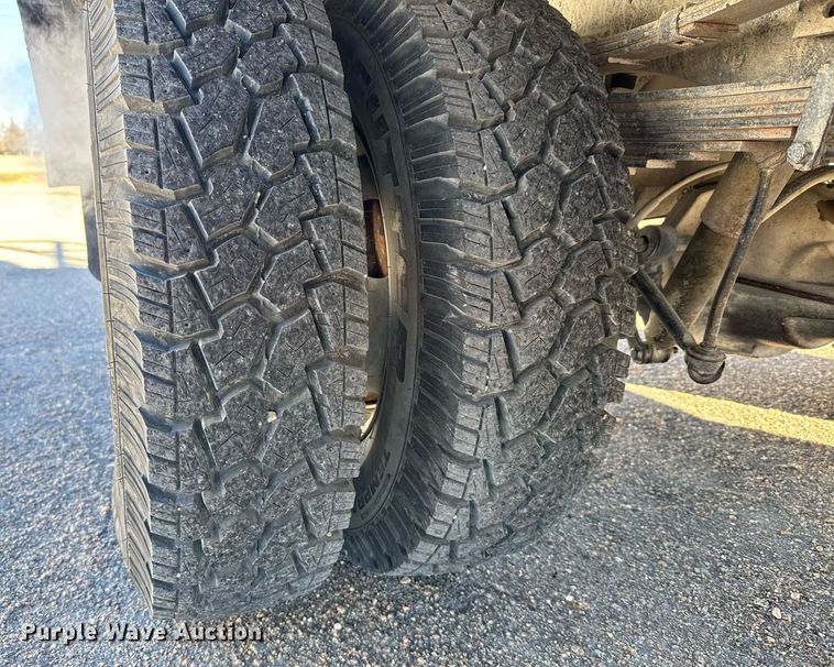 image for item DX3838 1988 Ford F350 brush fire truck