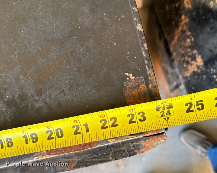 image for item DX3839 (4) toolboxes