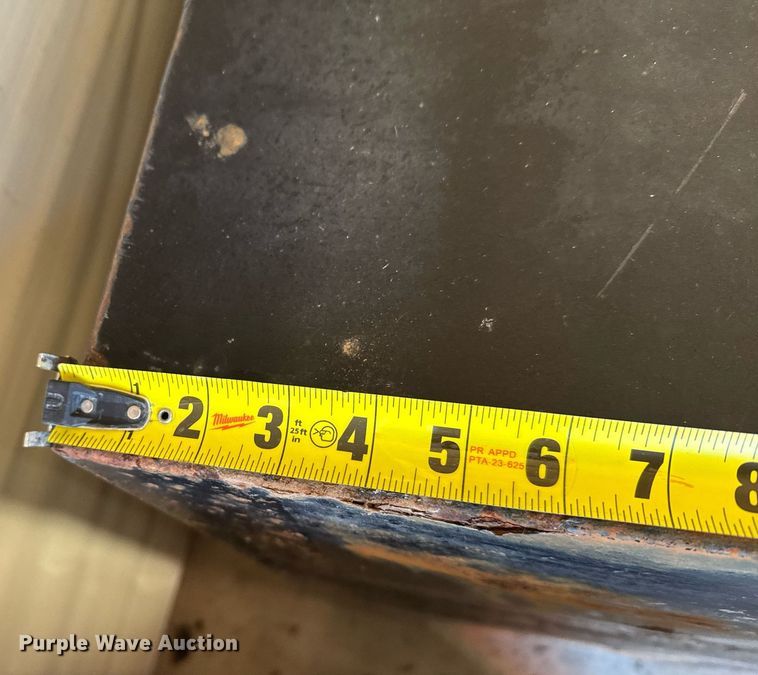 image for item DX3839 (4) toolboxes