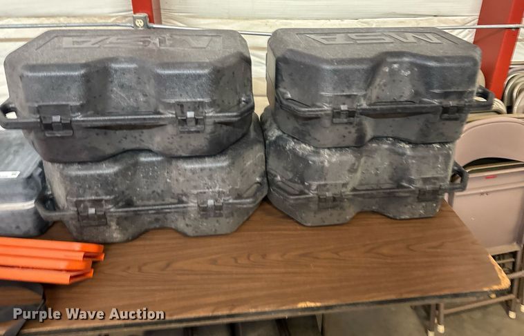 image for item DX3840 SCBA gear