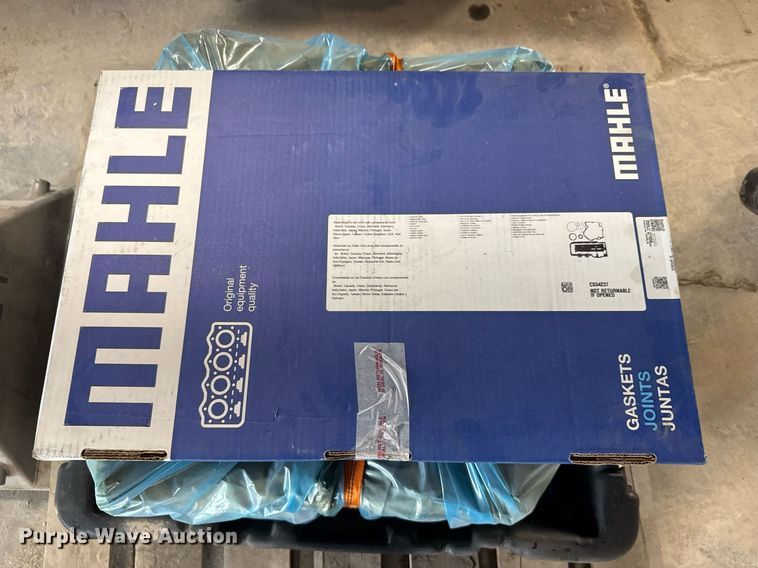 image for item DX3841 Chrysler engine