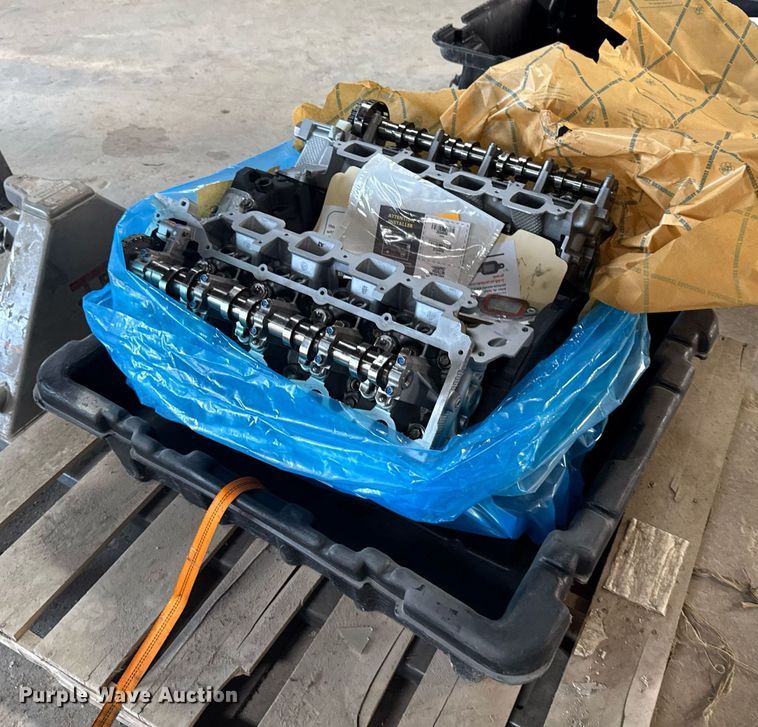 image for item DX3841 Chrysler engine