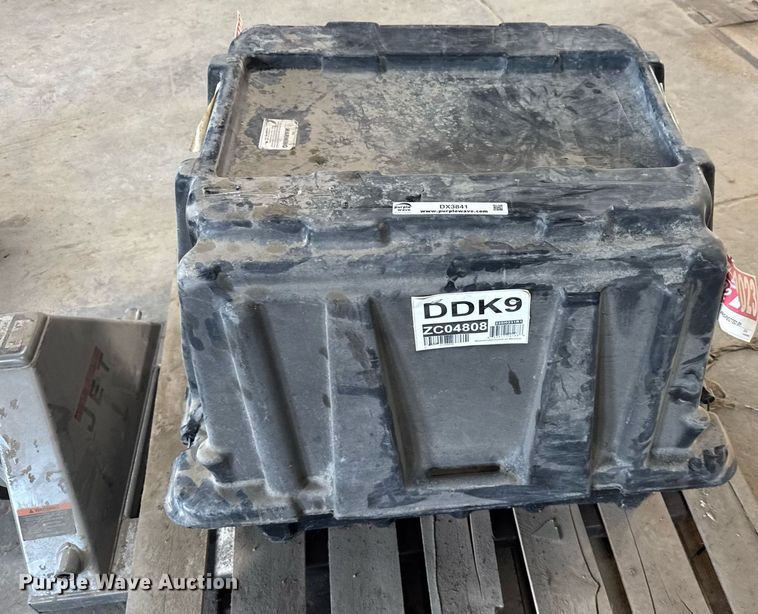 image for item DX3841 Chrysler engine