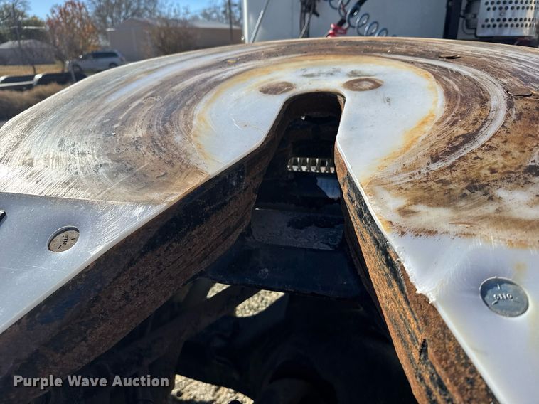 image for item DX3842 2010 Kenworth T800 semi truck