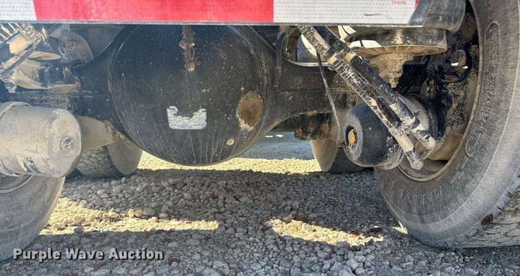 image for item DX3842 2010 Kenworth T800 semi truck