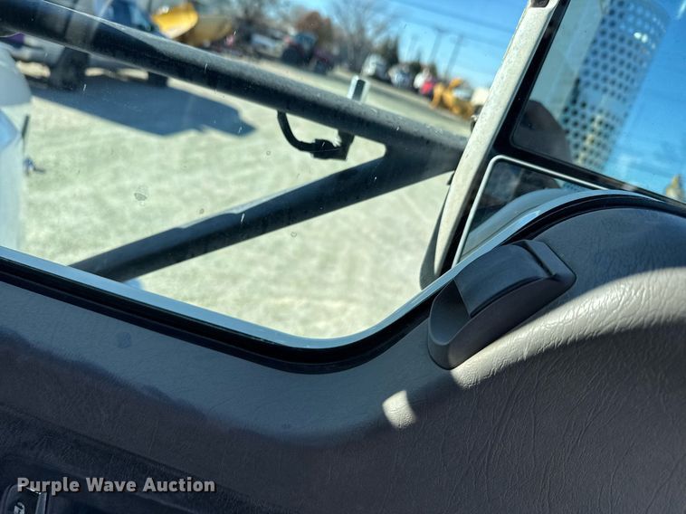 image for item DX3842 2010 Kenworth T800 semi truck