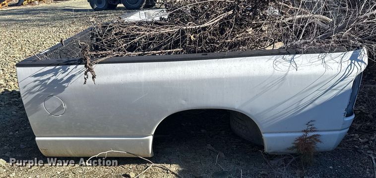 image for item DX3843 Pickup bed