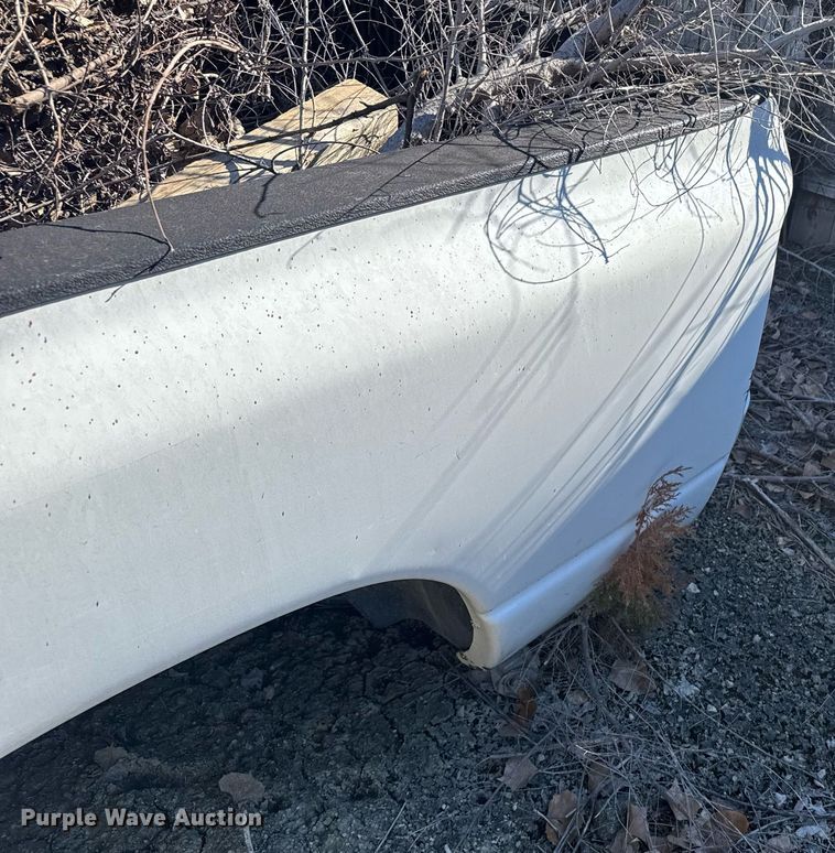 image for item DX3843 Pickup bed