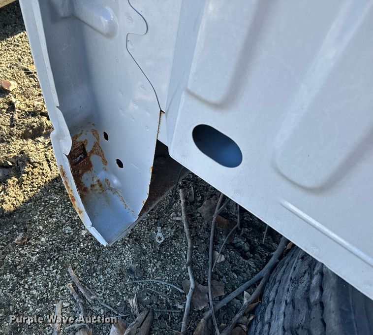 image for item DX3843 Pickup bed