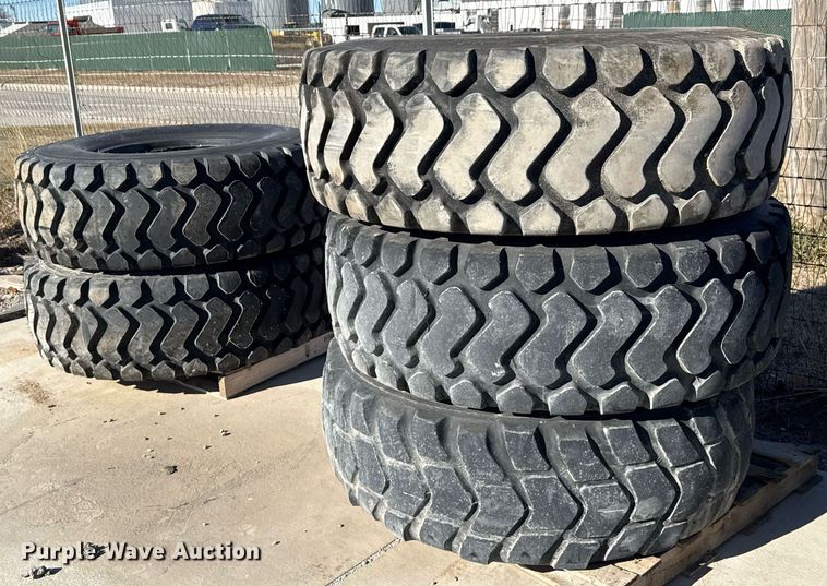 image for item DX3844 Motor grader tires