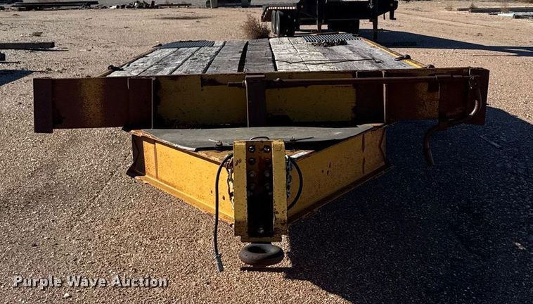 image for item DX3845 1976 Trail King equipment trailer