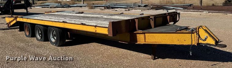 image for item DX3845 1976 Trail King equipment trailer