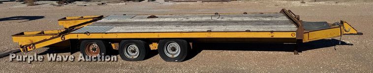 image for item DX3845 1976 Trail King equipment trailer
