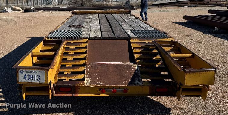 image for item DX3845 1976 Trail King equipment trailer