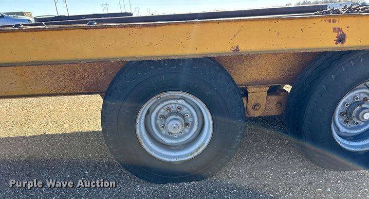 image for item DX3845 1976 Trail King equipment trailer