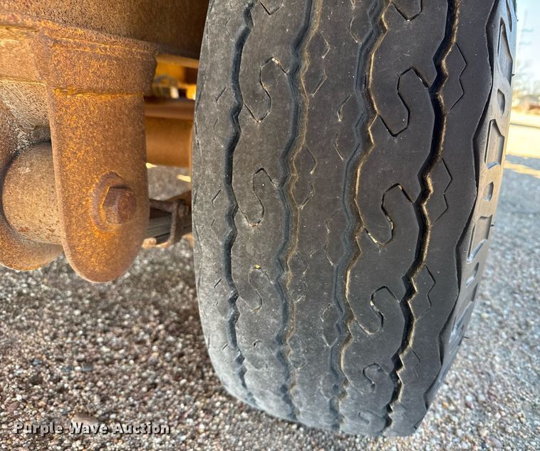 image for item DX3845 1976 Trail King equipment trailer