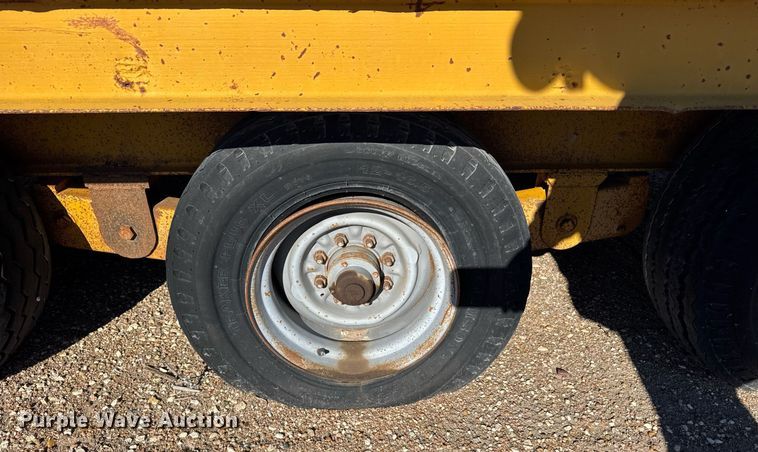 image for item DX3845 1976 Trail King equipment trailer