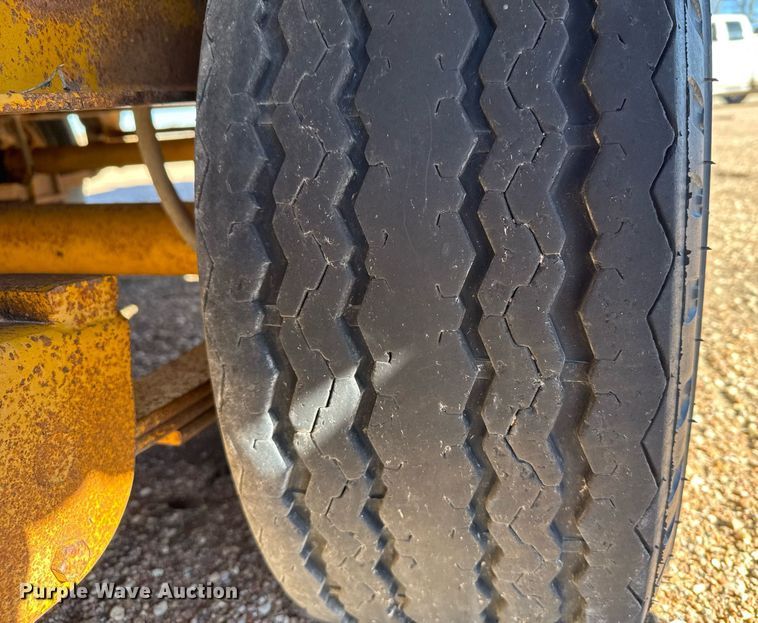 image for item DX3845 1976 Trail King equipment trailer