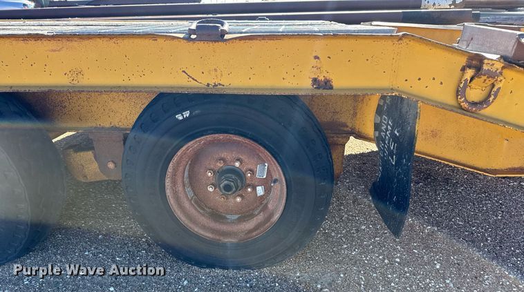 image for item DX3845 1976 Trail King equipment trailer