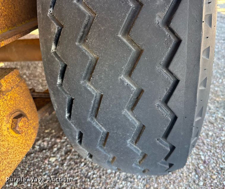 image for item DX3845 1976 Trail King equipment trailer