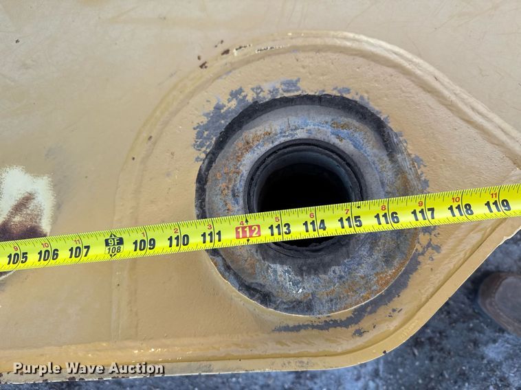 image for item DX3846 2011 Caterpillar M322D wheeled excavator