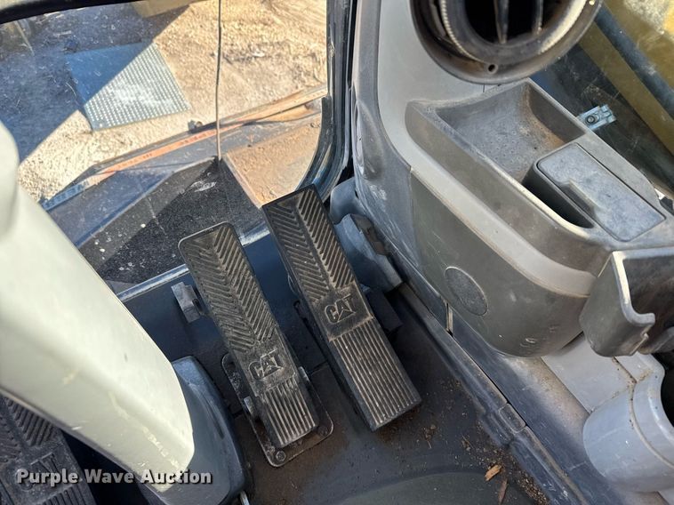 image for item DX3846 2011 Caterpillar M322D wheeled excavator