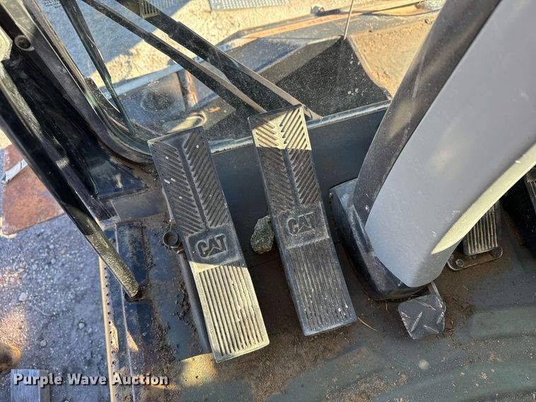 image for item DX3846 2011 Caterpillar M322D wheeled excavator