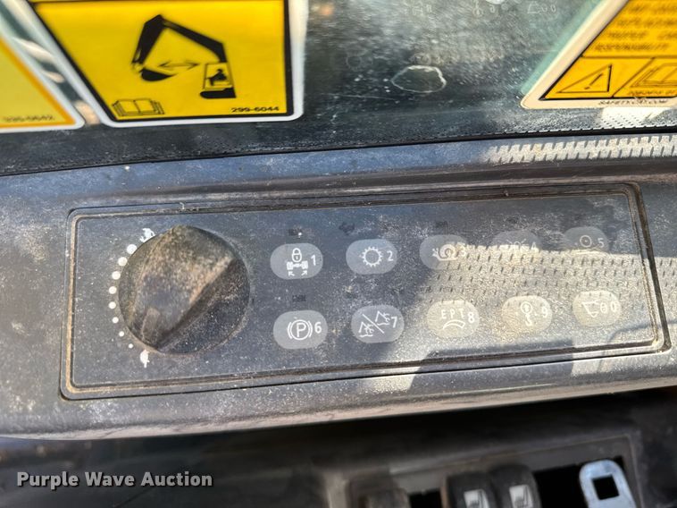 image for item DX3846 2011 Caterpillar M322D wheeled excavator