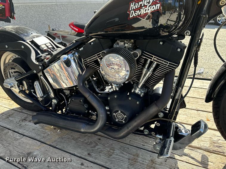 image for item EG6747 2000 Harley-Davidson FXSTB Night Train motorcycle