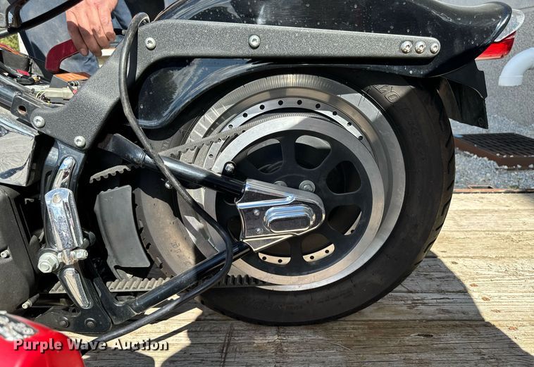 image for item EG6747 2000 Harley-Davidson FXSTB Night Train motorcycle